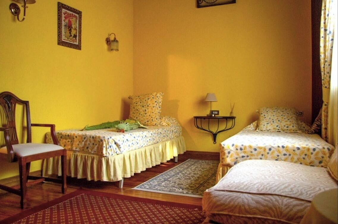 1 dormitorio, tabla de planchar con plancha, wifi gratis y ropa de cama