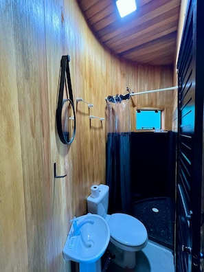 Habitación Confort con 2 camas individuales | Baño