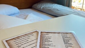 Classic Room | Free WiFi