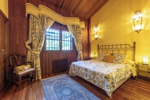 1 chambre, coffres-forts dans les chambres, bureau