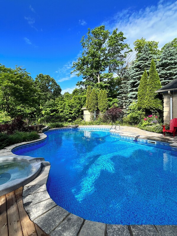 Outdoor pool, a heated pool