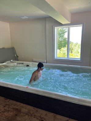 Interior - Forest Villa for Large Group with Outdoor Pool and indoor Swim Spa-Pet friendly (Newmarket)