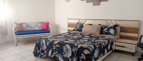 2 soveværelser, gratis Wi-Fi, sengetøj