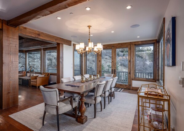 Dining - Deer Valley Silver Lake Slopeside Ski-In/Ski-Out +hot tub On the Run (Park City)