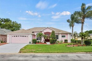 Exterior - Colorful Casa!- Pool & lakeviews (Davenport)