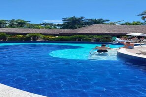 Pool - Furnished apartment with Jacuzzi. (Caldas Novas)