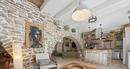 Bardelours 1 – Charming house with swimming pool in the heart of the Pic Sa