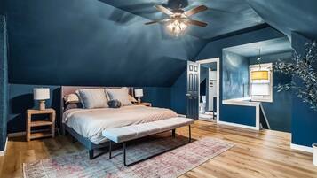 4 habitaciones, tabla de planchar con plancha, cuna de viaje y wifi