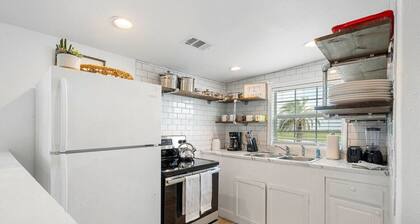 Charming Beach Bungalow with Deck, Close to Beach