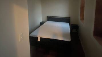 1 soveværelse, strygejern/strygebræt, Wi-Fi, sengetøj