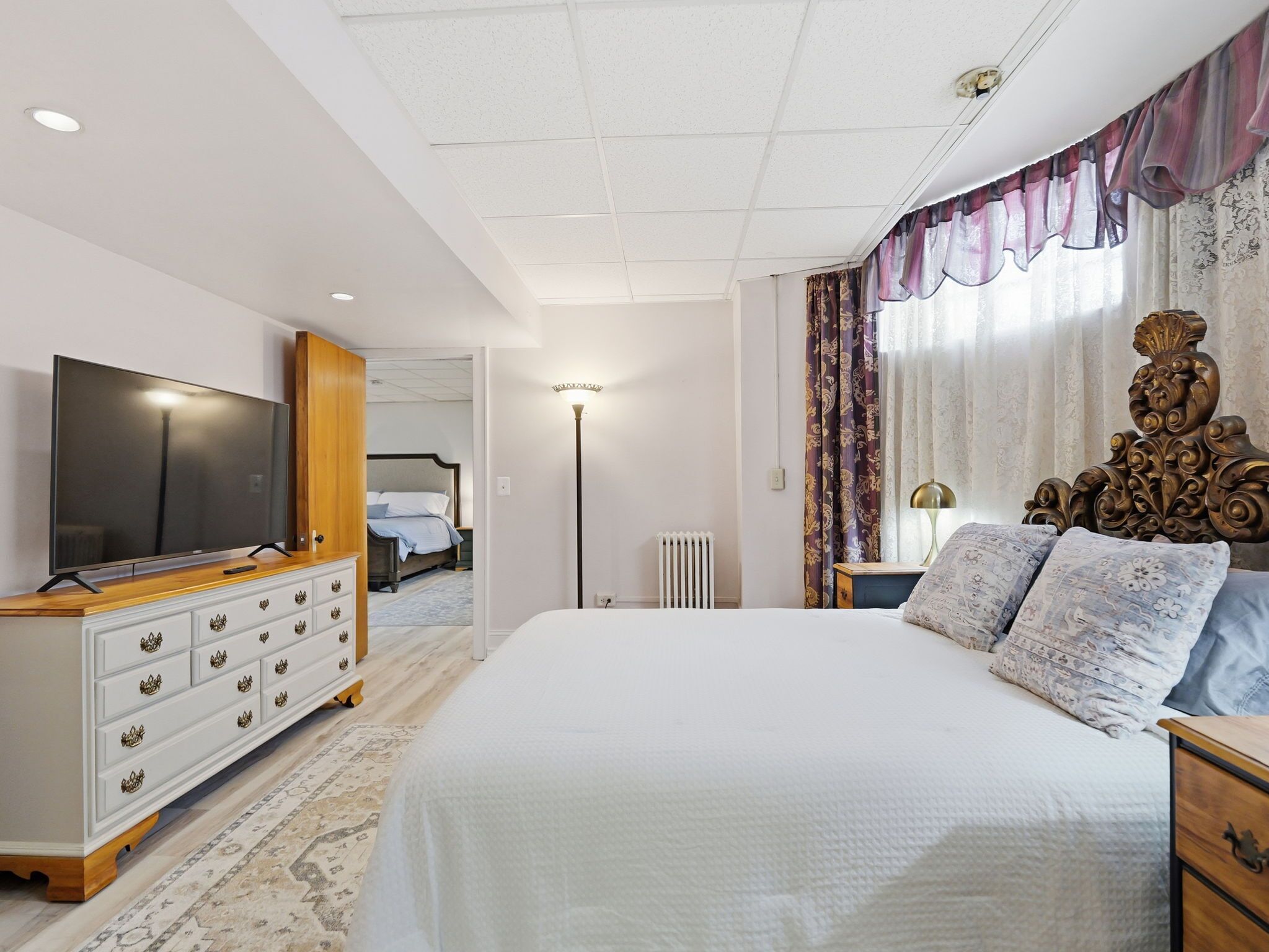 2 多间卧室、办公桌、熨斗/熨衣板、免费 WiFi