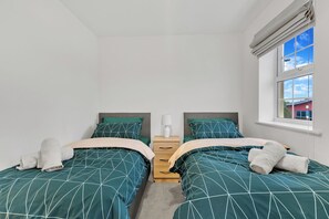 3 soverom, strykejern/-brett og internettilgang