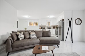 Televisie en een open haard