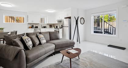 Bright New Modern 2BR/2BA Family-Friendly Stay | Close to SFU and Brentwood