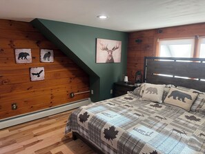 2 عدّة غرف نوم ومكواة/لوح كي وواي فاي وملاءات أسرّة