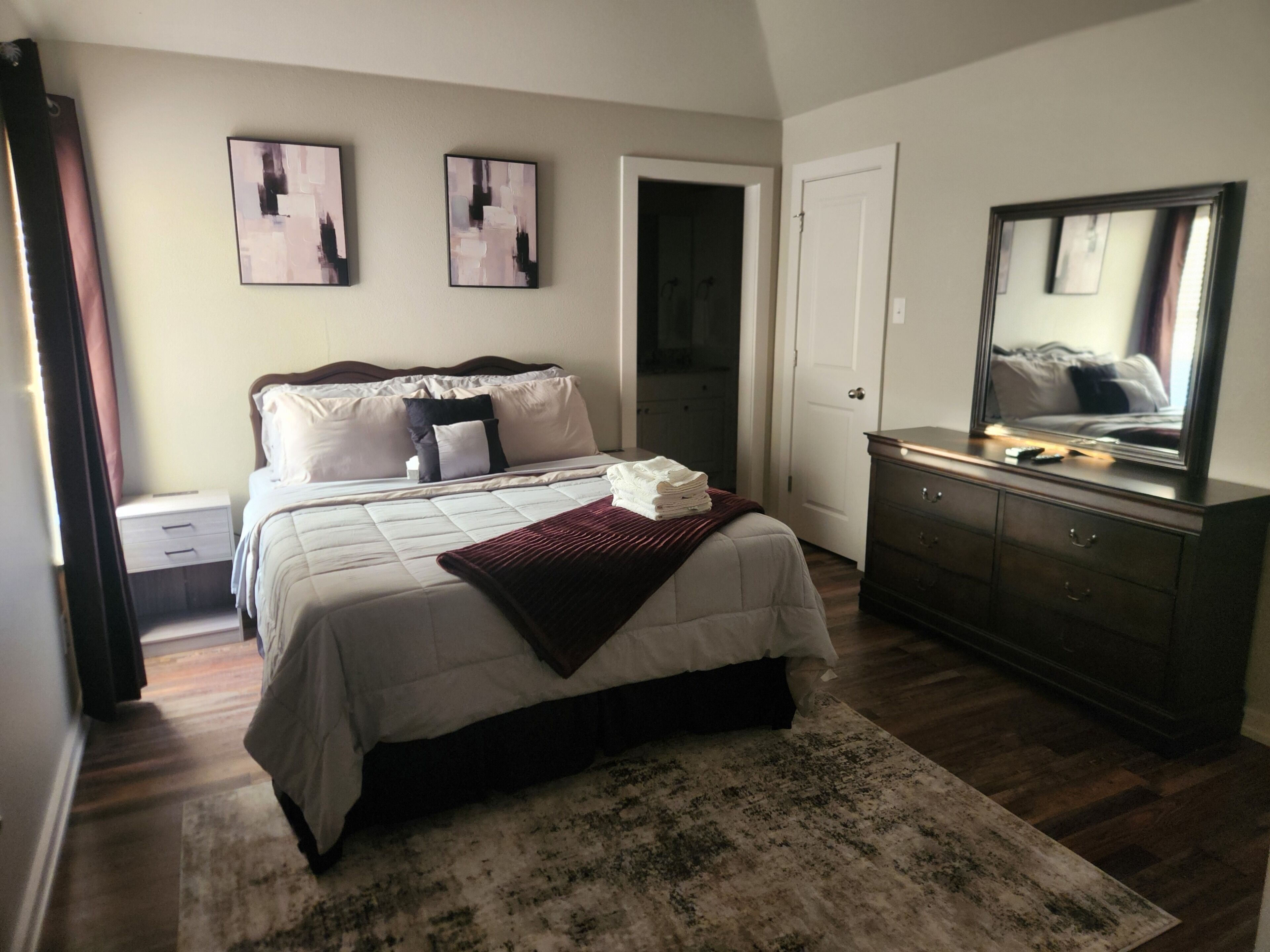 3 Schlafzimmer, Bügeleisen/Bügelbrett, kostenloses WLAN, Bettwäsche