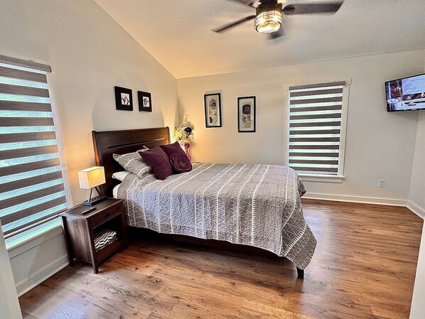 Desk, iron/ironing board, free WiFi, bed sheets