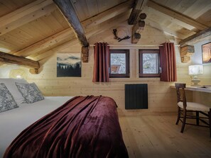 6 habitaciones, tabla de planchar con plancha, wifi y ropa de cama 