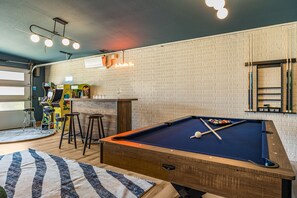 Spielezimmer