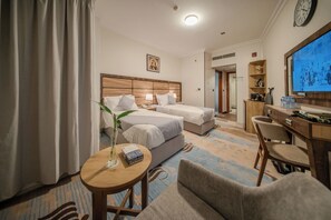 Twin kamer | Een kluis op de kamer, verduisterende gordijnen