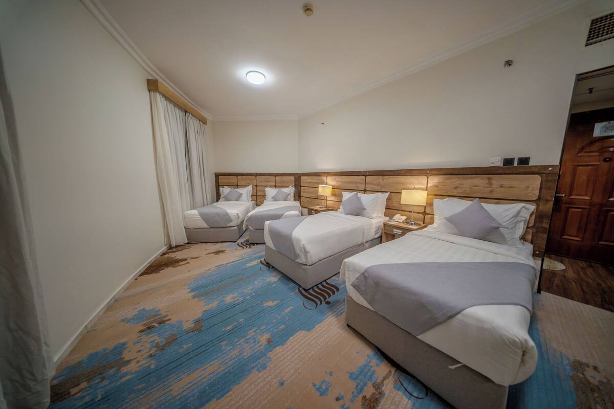 Een kluis op de kamer, verduisterende gordijnen