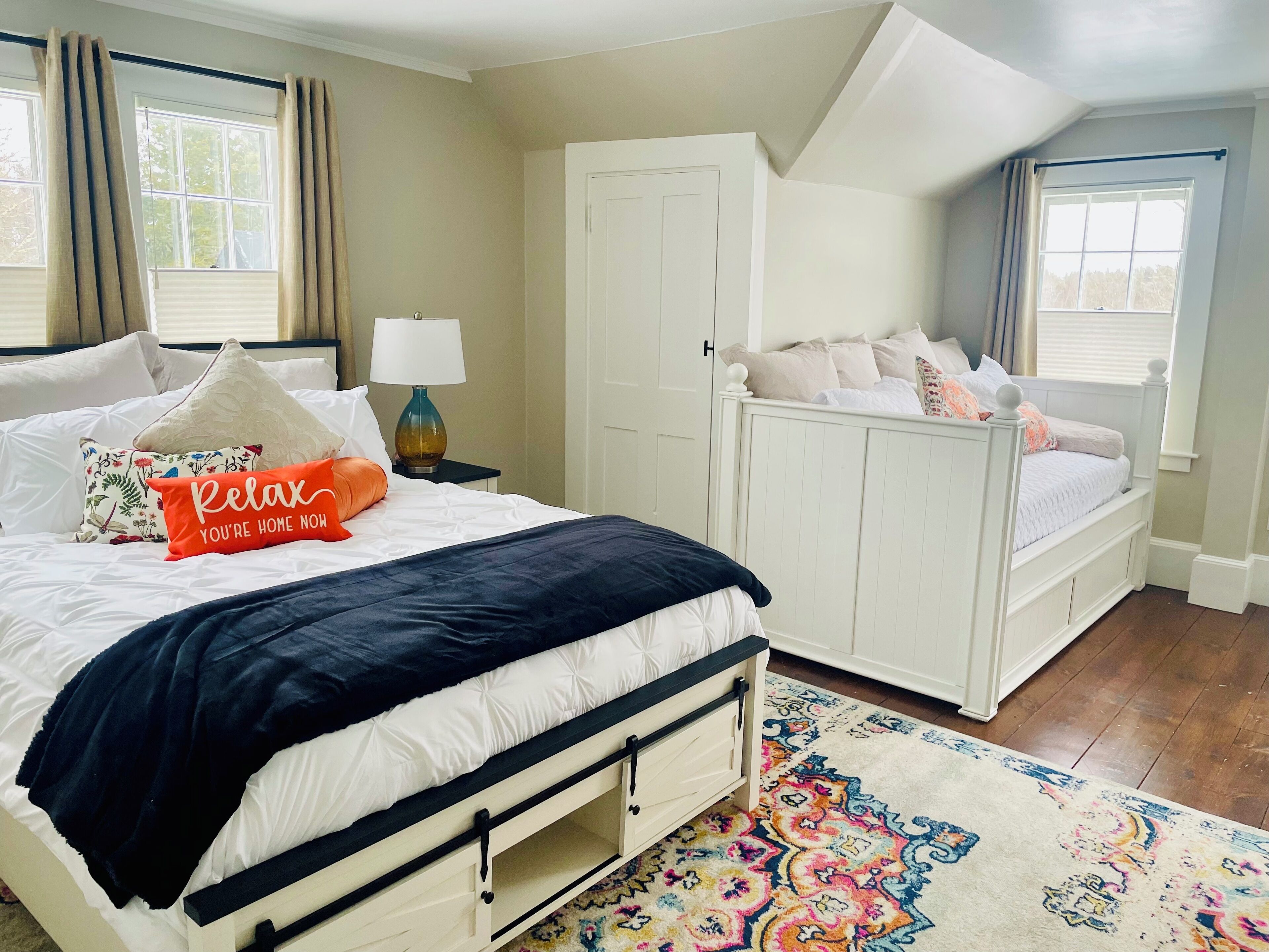 2 bedrooms, desk, iron/ironing board, travel crib