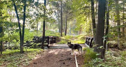 Spacious & Historic 2-Bed – 5 Min Drive to High Mowing, 25 Min to Dublin School