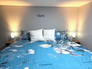 2 bedrooms, desk, iron/ironing board, free WiFi