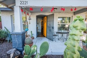 Exterior detail - Green Gables Getaway (Phoenix)