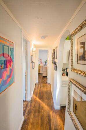 Interior - Green Gables Getaway (Phoenix)