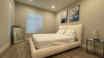 2 chambres, fer et planche Ă repasser, Wi-Fi gratuit, draps fournis