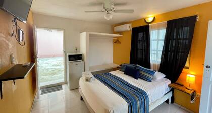 Balcony Studio in Downtown Isla Mujeres