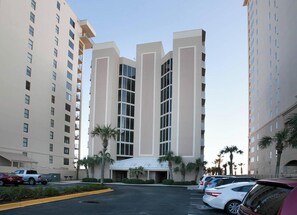 Unclassified image, 3 of 10, button