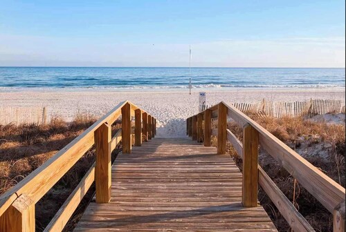Four Winds 303 by ALBVR - Beachfront Condo with Private Balcony and Pool Access