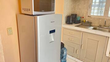 Comfort Studio, Balcony, City View | Private kitchen