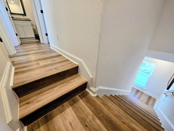 Interior - Look No Further...New Modern House near military bases, shopping, and beaches (Gulfport)