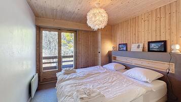 3 chambres, accĂšs Internet, draps fournis