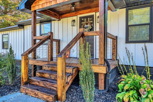 Stylish 3 Bedroom Getaway Near Knoxville, Airport & The Smokies