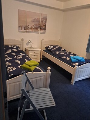 2 chambres, bureau, Wi-Fi gratuit, draps fournis