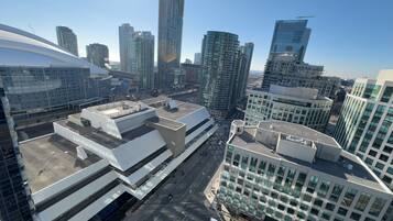 Comfort Suite, Partial Lake View | Balcony