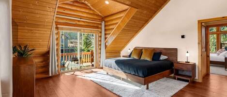 4 habitaciones, tabla de planchar con plancha y cuna de viaje