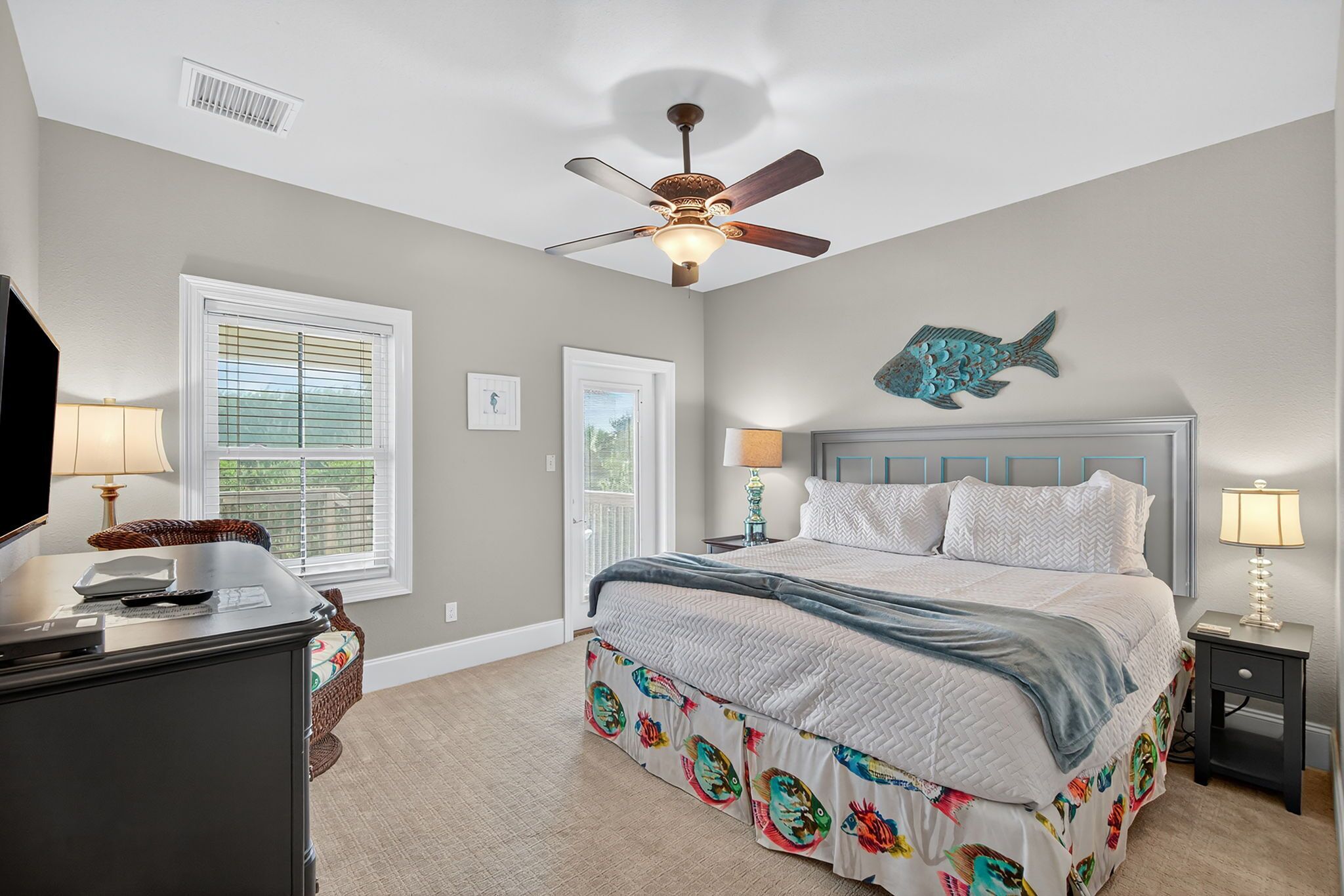 4 habitaciones, tabla de planchar con plancha y wifi gratis 