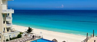 Suites Luna y Sol Caribe