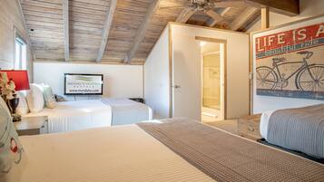 3 bedrooms, desk, iron/ironing board, free WiFi