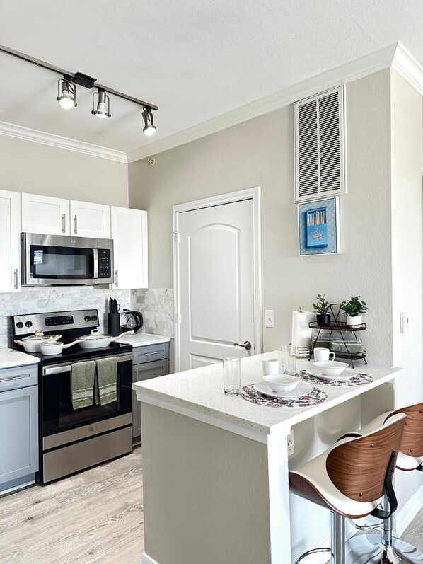 Microwave, oven, stovetop, dishwasher