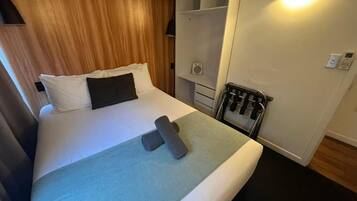 Standard Double Room, 1 Queen Bed, Non Smoking | Blackout drapes, free WiFi