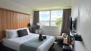 Standard Double Room, 1 Queen Bed, Non Smoking | Blackout drapes, free WiFi