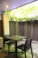 Stúdíóíbúð | Myrkratjöld/-gardínur, ókeypis þráðlaus nettenging, rúmföt