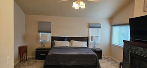 5 Schlafzimmer, Bügeleisen/Bügelbrett, WLAN, Bettwäsche