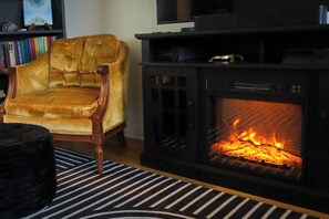 Interior - Luxury home + Huge yard in Avondale Logan Square (Chicago)